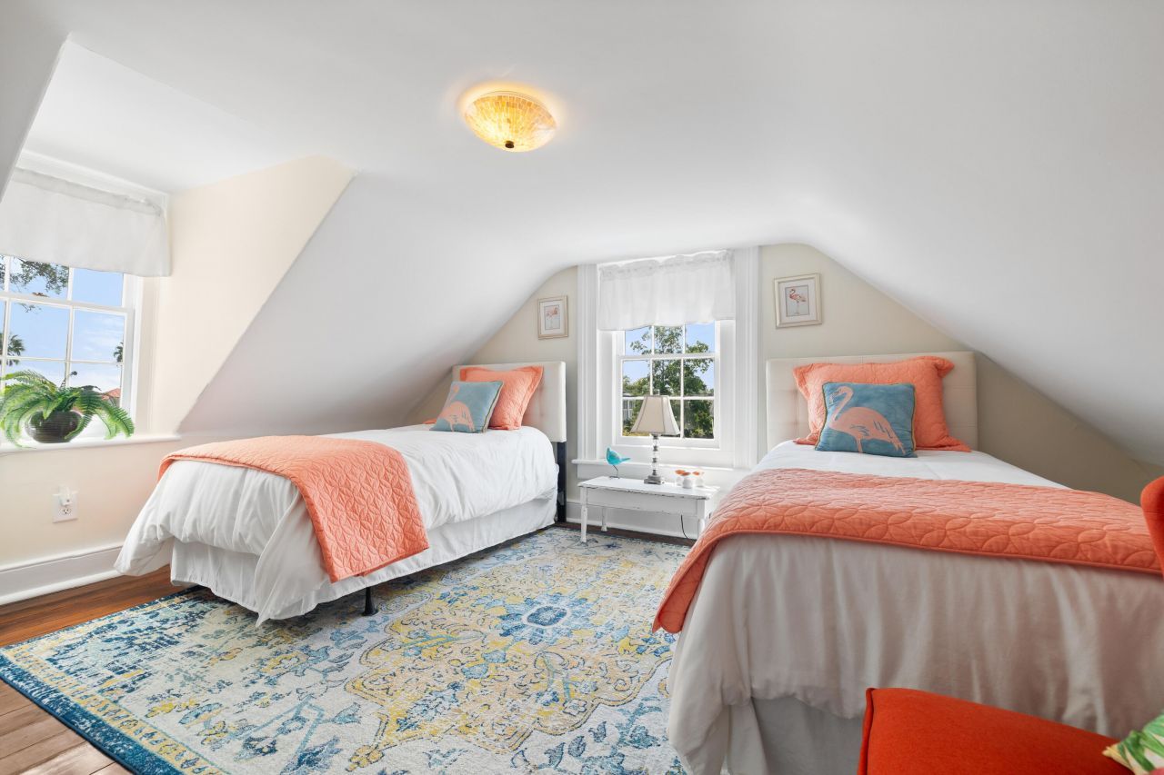 14 Limehouse Street Photo 47