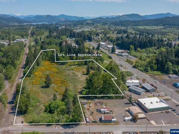 2414 Next To Main St, Sweet Home, OR 97386