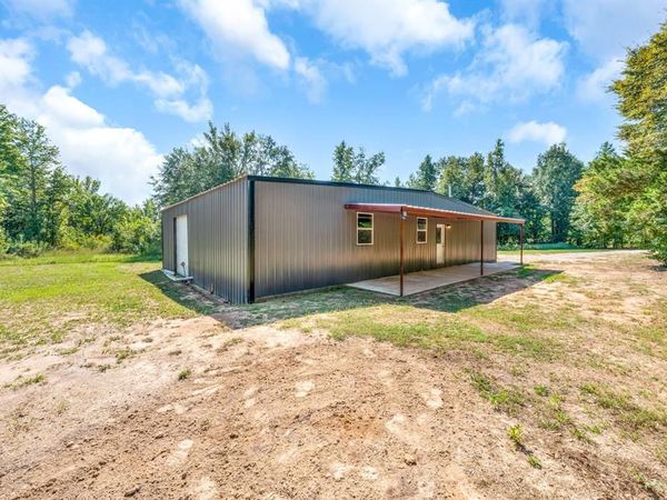 334 County Road 2433, Como, TX 75431