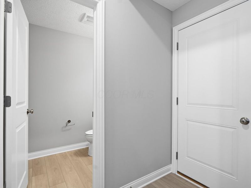 5519 Fawnsbury Court, Powell, OH 43065 Photo 7