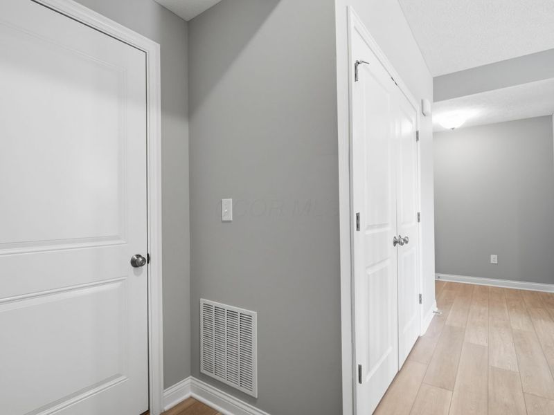 5519 Fawnsbury Court, Powell, OH 43065 Photo 8