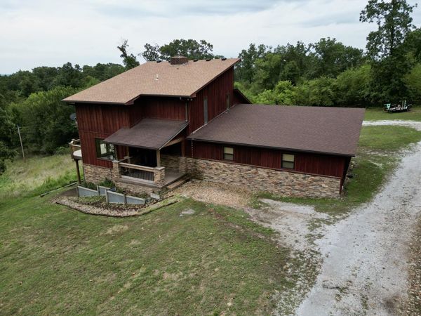 13541 Deer Path Circle Circle, Neosho, MO 64850