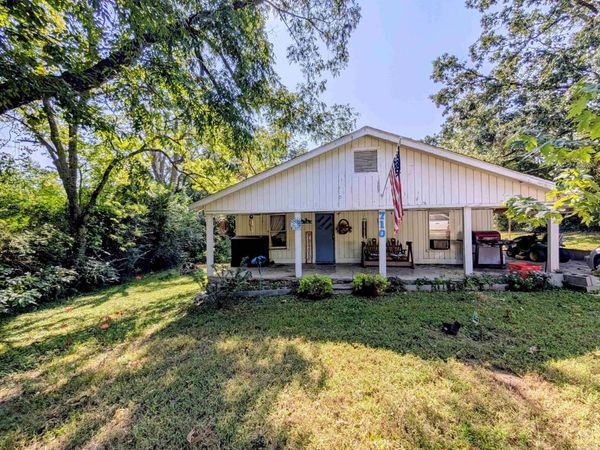 710 Pine Avenue, Mena, AR 71953