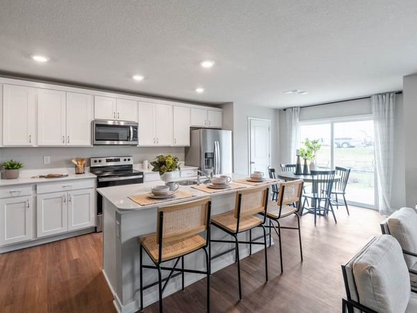 560 N Kimberlite Street, Tiffin, IA 52340