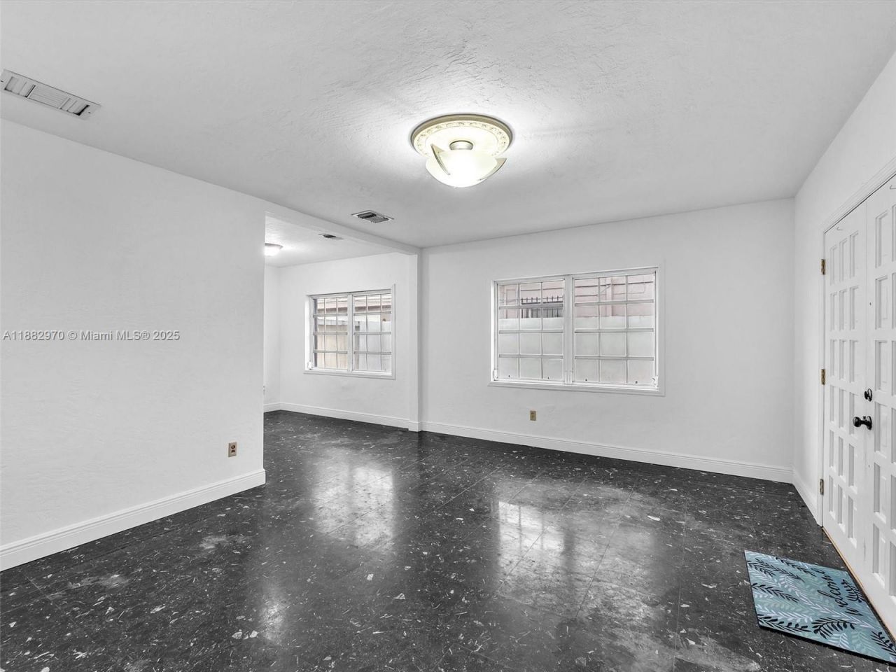 3680 NW 16th St, Miami, FL 33125 Photo