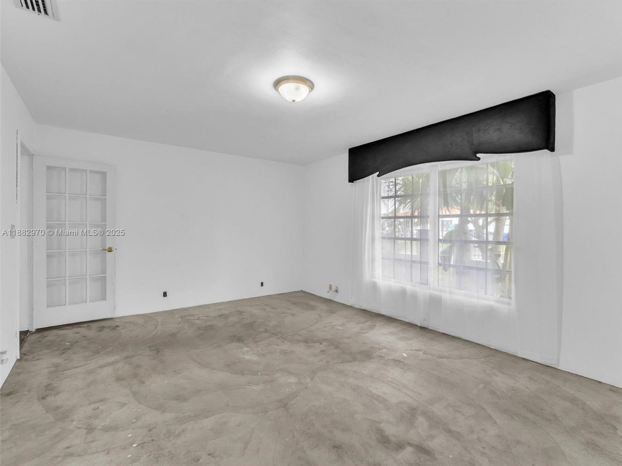 3680 NW 16th St, Miami, FL 33125 Photo