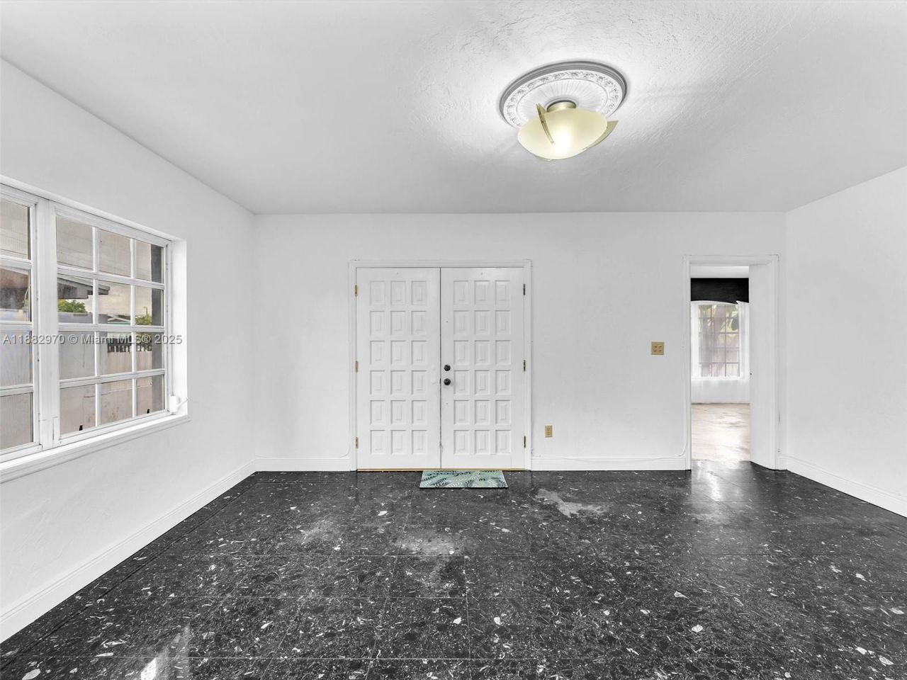 3680 NW 16th St, Miami, FL 33125 Photo