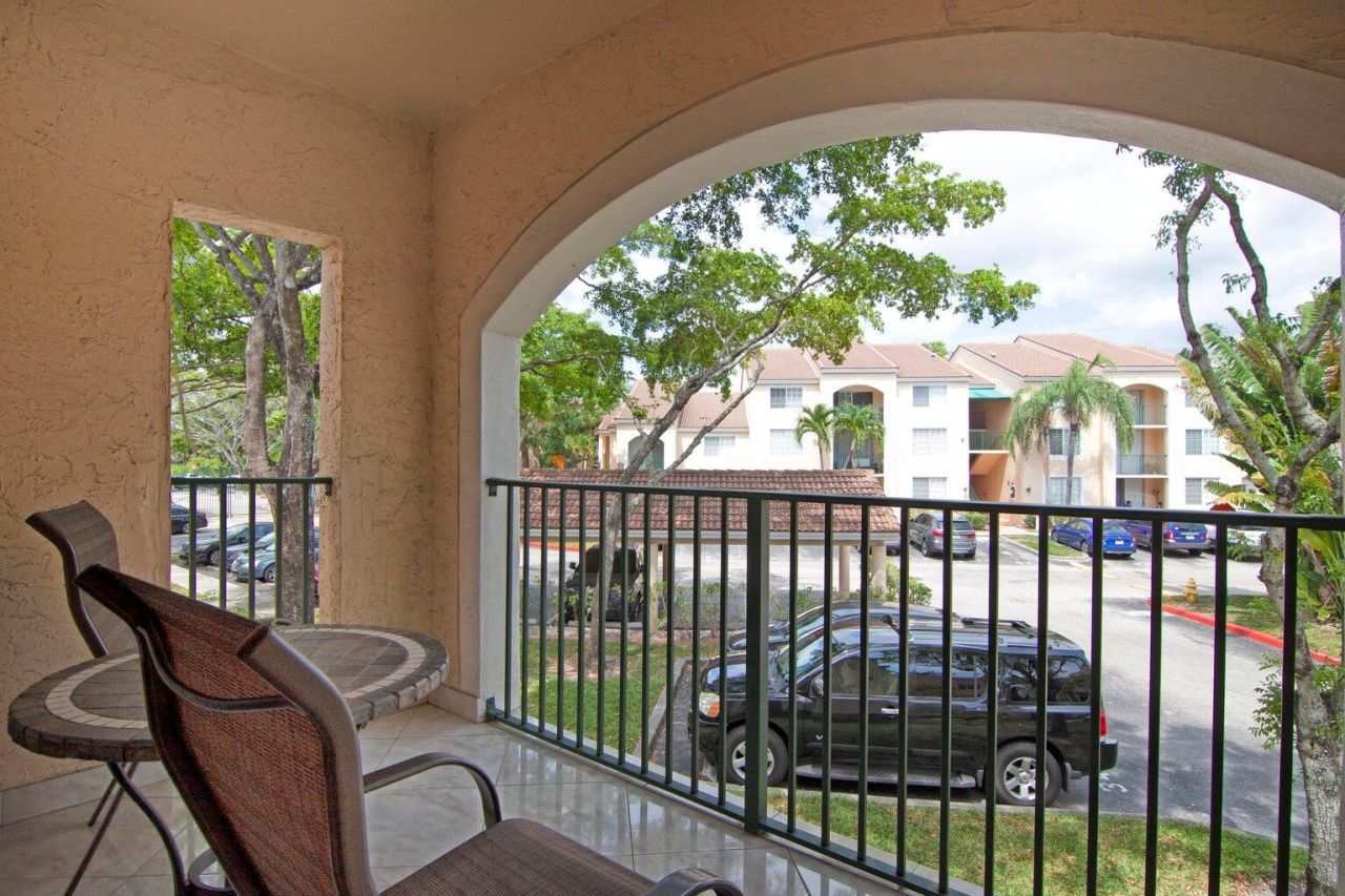 1715 Village Boulevard, Unit 201, West Palm Beach, FL 33409 Photo