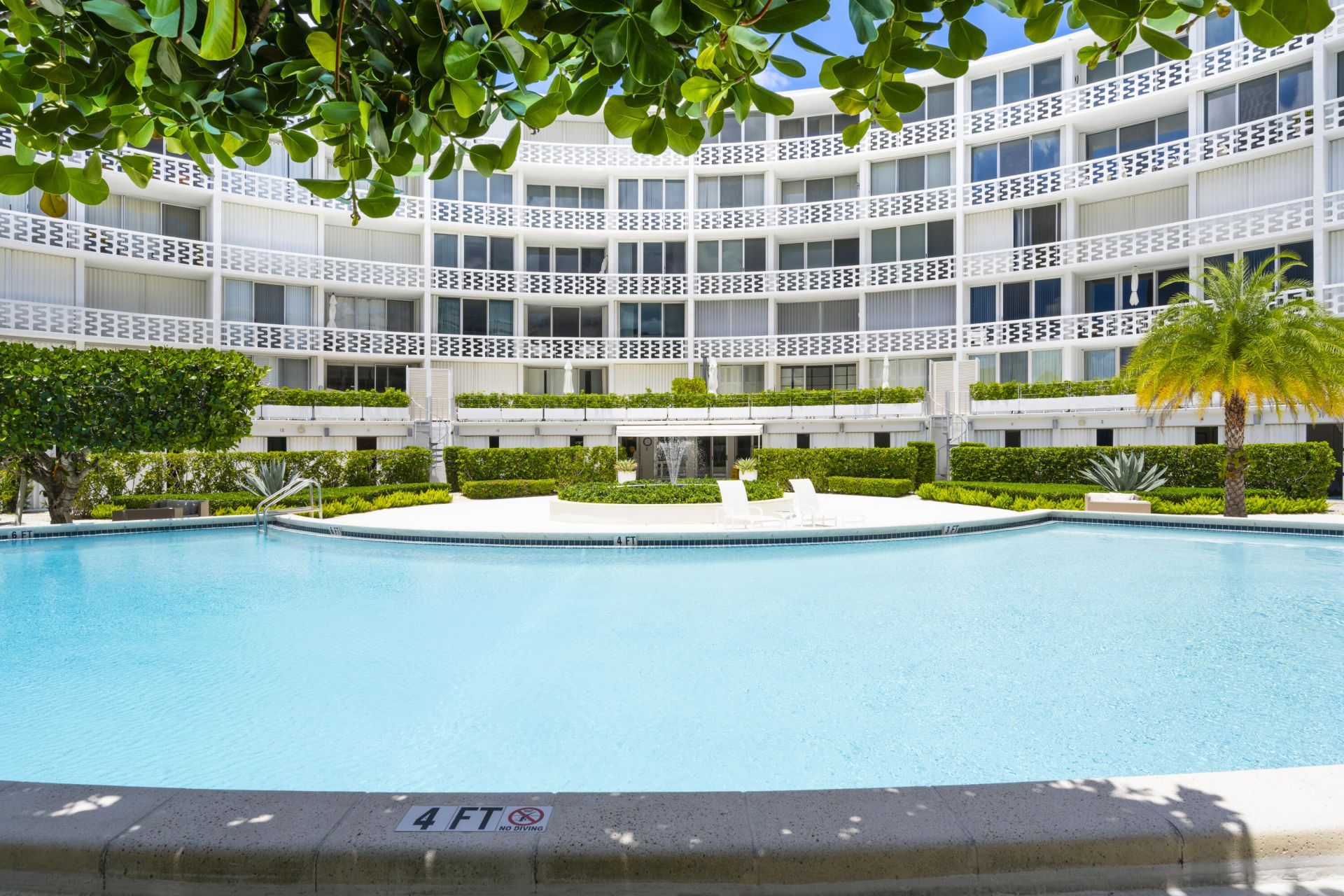 2760 S Ocean Boulevard, Unit 213, Palm Beach, FL 33480 Photo