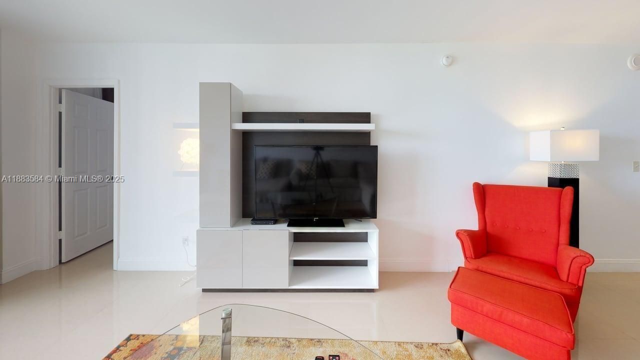 19370 Collins Ave, Unit 620, Sunny Isles Beach, FL 33160 Photo