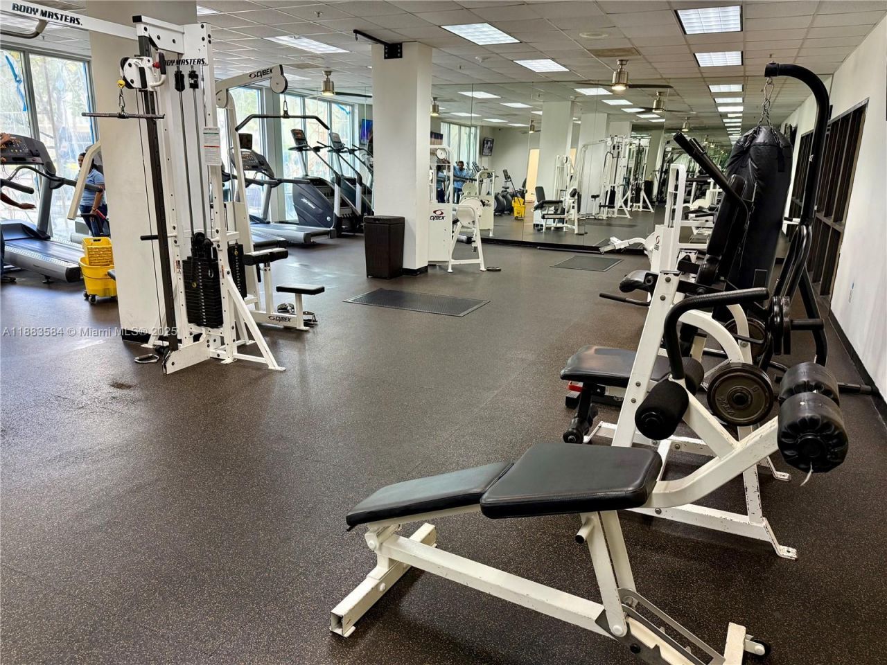 19370 Collins Ave, Unit 620, Sunny Isles Beach, FL 33160 Photo