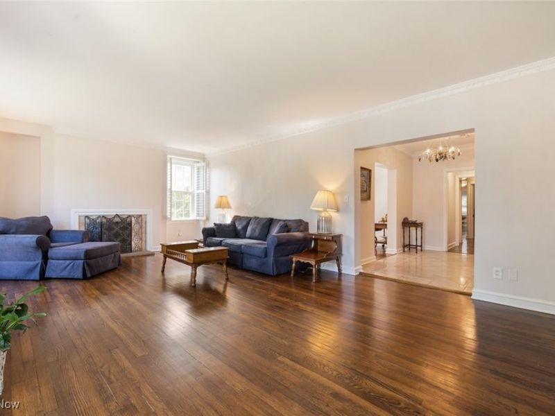 2808 Van Aken Boulevard, Unit 1, Cleveland, OH 44120 Photo 9