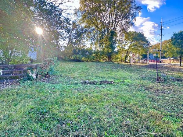 819 21st Ave N, Nashville, TN 37208