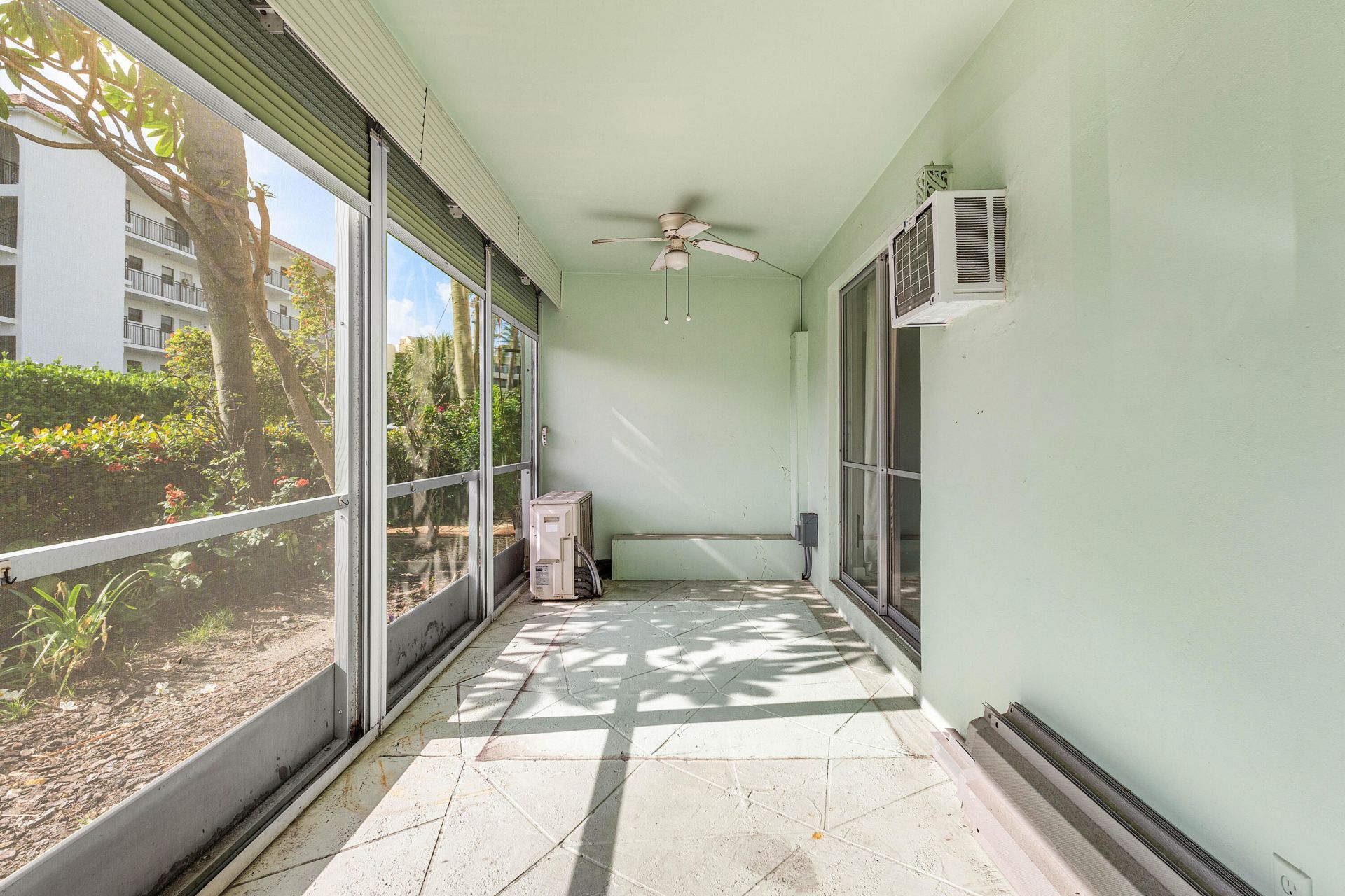 40 SE 13th Street, Unit A3, Boca Raton, FL 33432 Photo