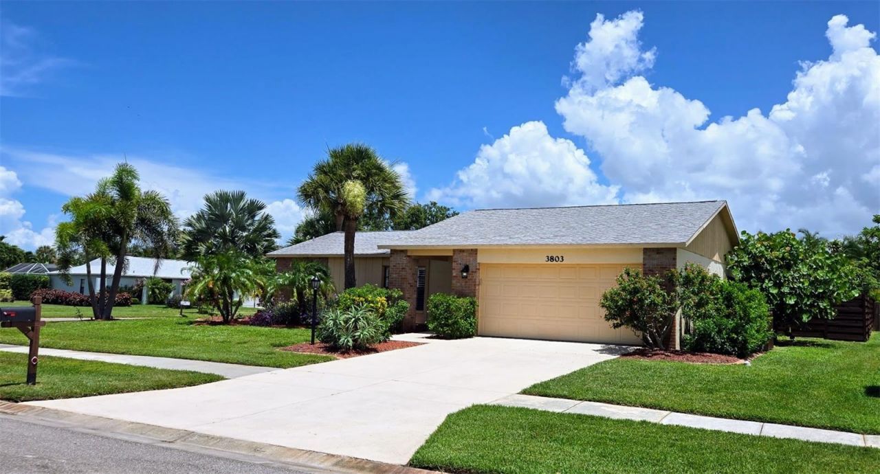 3803 Easton Street, Sarasota, FL 34238 Photo
