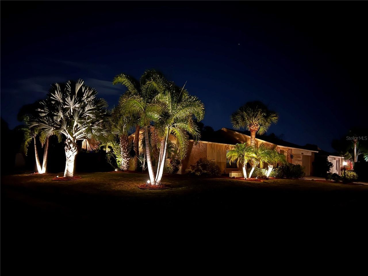 3803 Easton Street, Sarasota, FL 34238 Photo