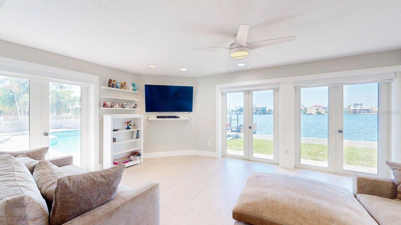 509 55th Avenue, Saint Pete Beach, FL 33706 Photo