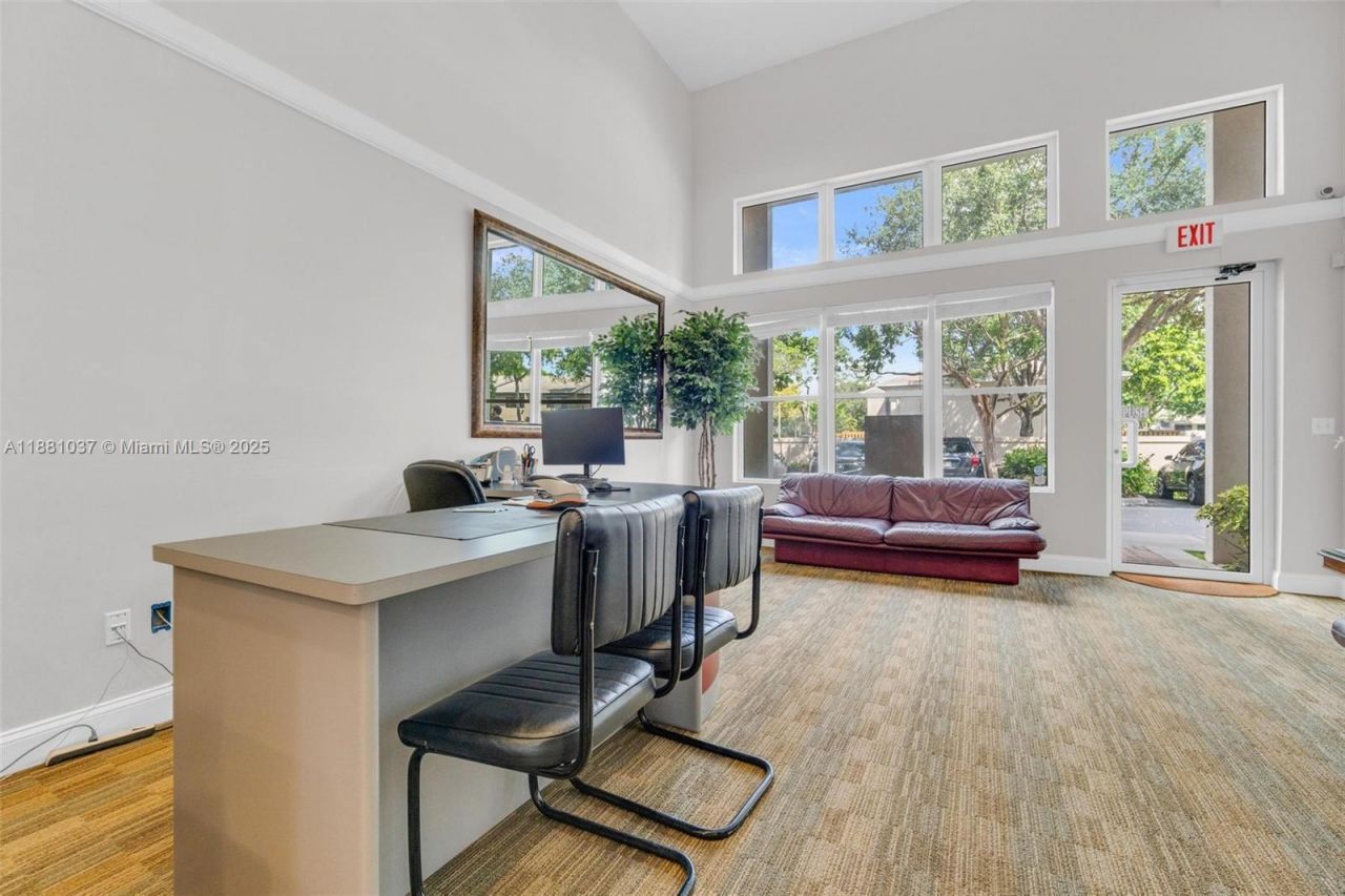 5200 S University Dr, Unit 103A, Davie, FL 33328 Photo