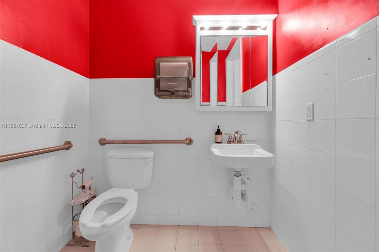 5200 S University Dr, Unit 103A, Davie, FL 33328 Photo