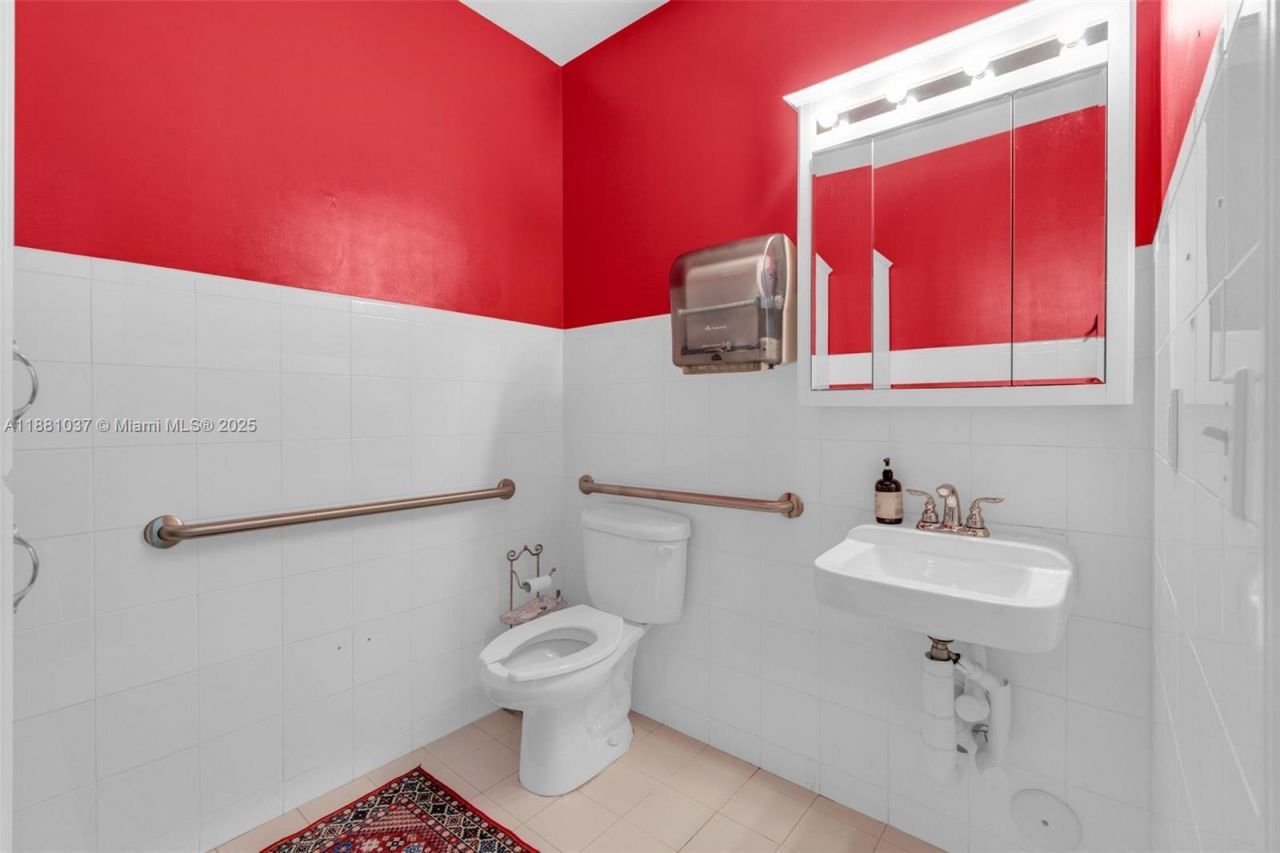 5200 S University Dr, Unit 103A, Davie, FL 33328 Photo