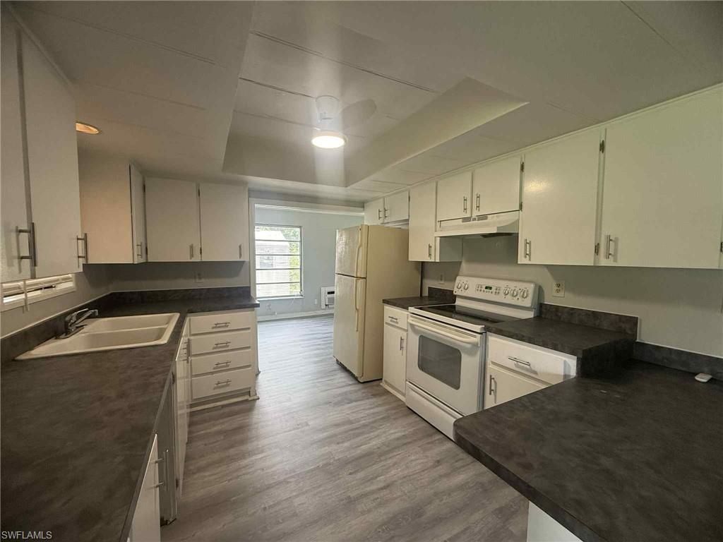 8281 Sevigny Dr, North Fort Myers, FL 33917 Photo