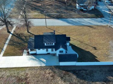 1212 H Street, Geneva, NE 68361