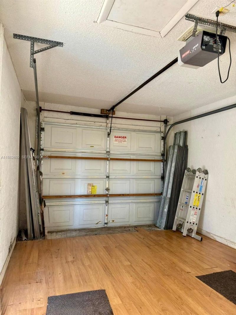 1321 N Seagrape Circle, Weston, FL 33326 Photo