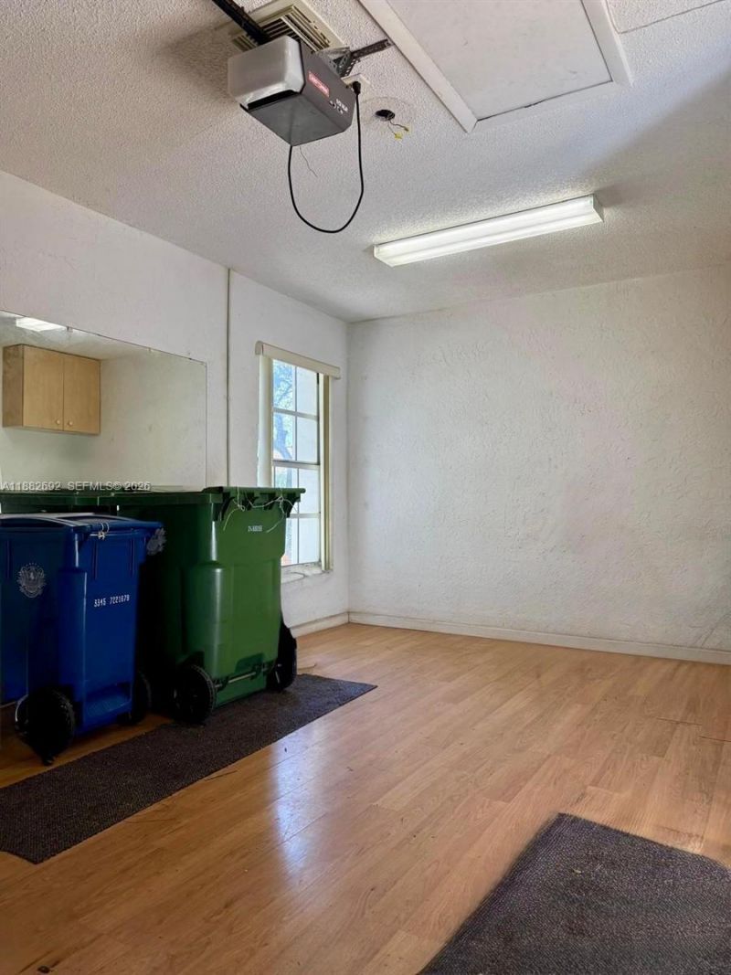 1321 N Seagrape Circle, Weston, FL 33326 Photo