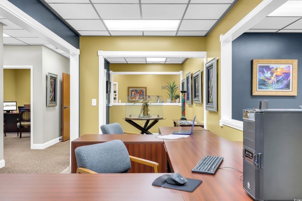 100 Sutter Dr. Photo 21