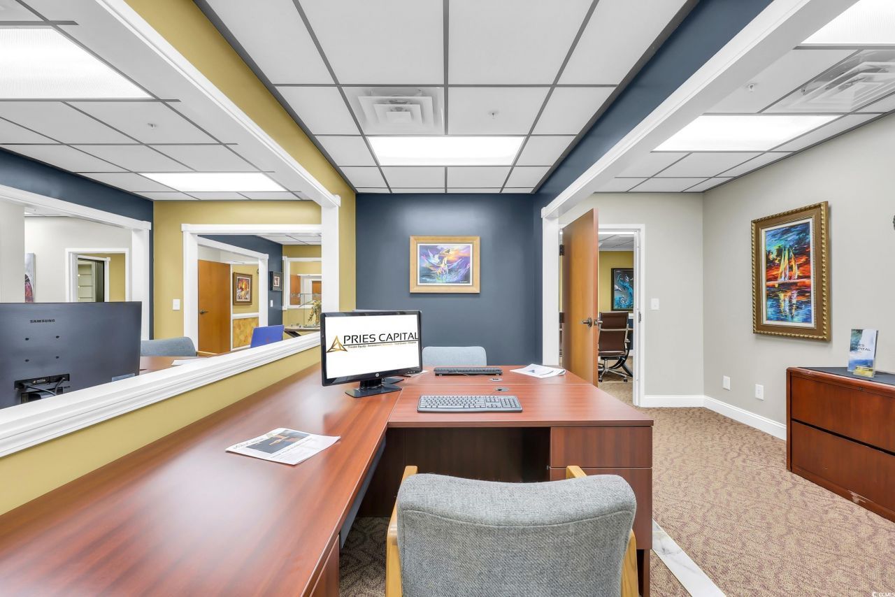 100 Sutter Dr. Photo 22