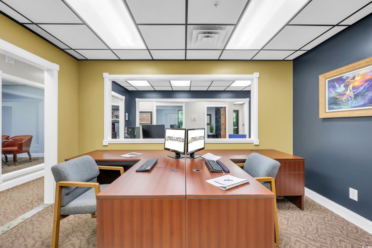 100 Sutter Dr. Photo 23