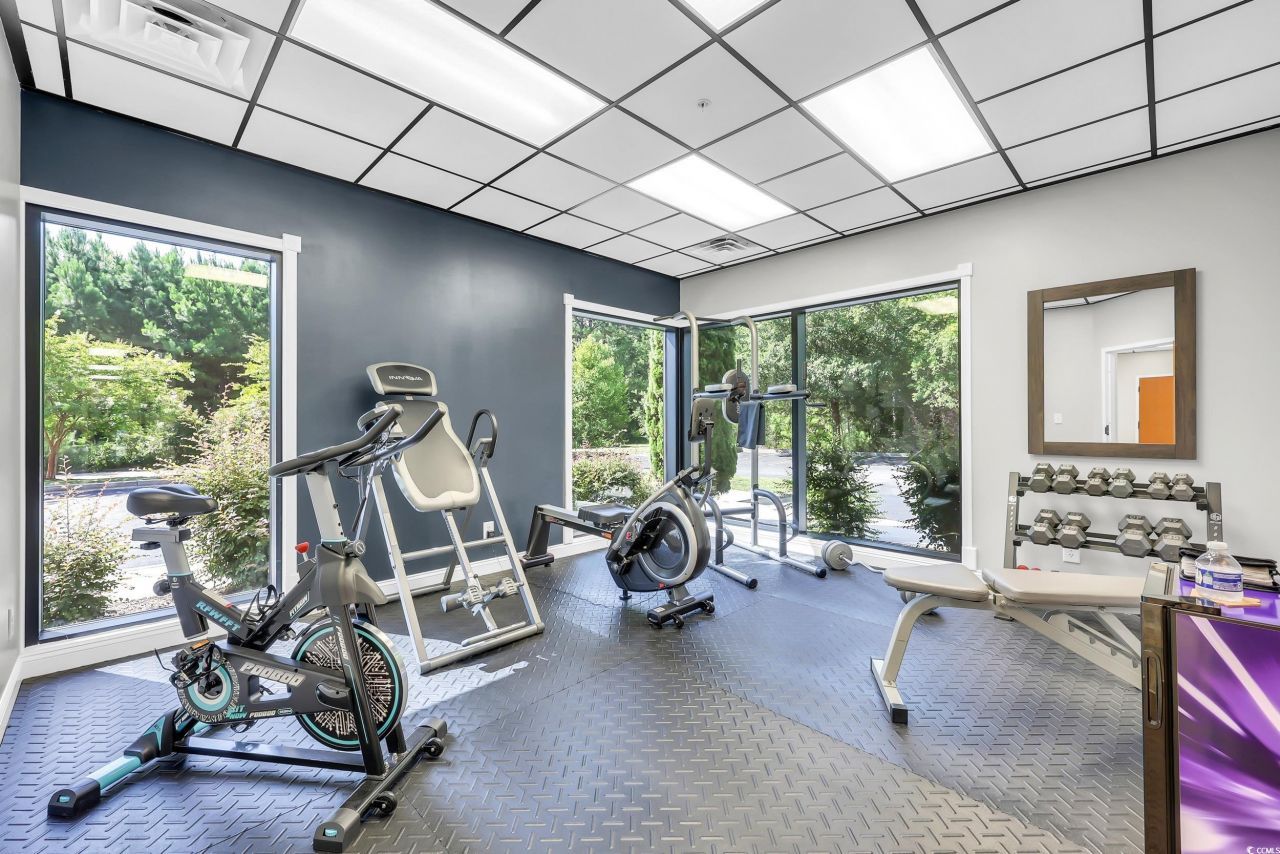 100 Sutter Dr. Photo 9