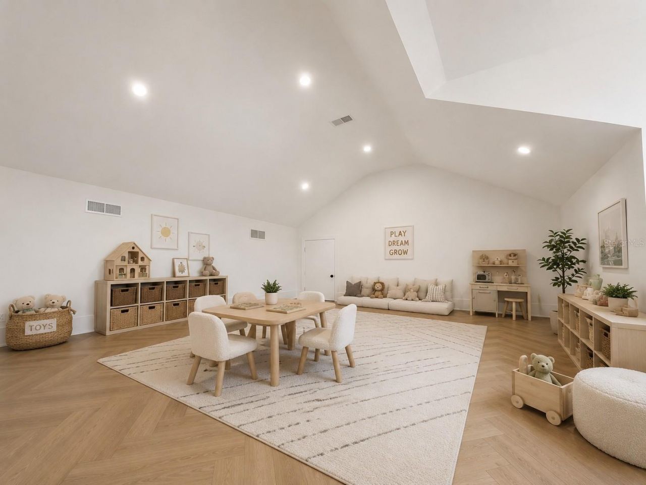 207 E Kings Way, Winter Park, FL 32789 Photo