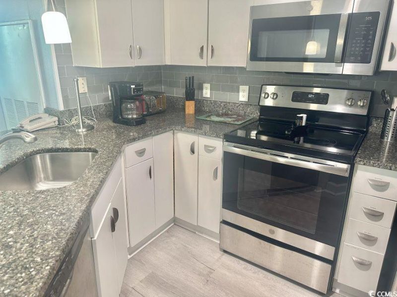 300 N Ocean Blvd. Photo 17