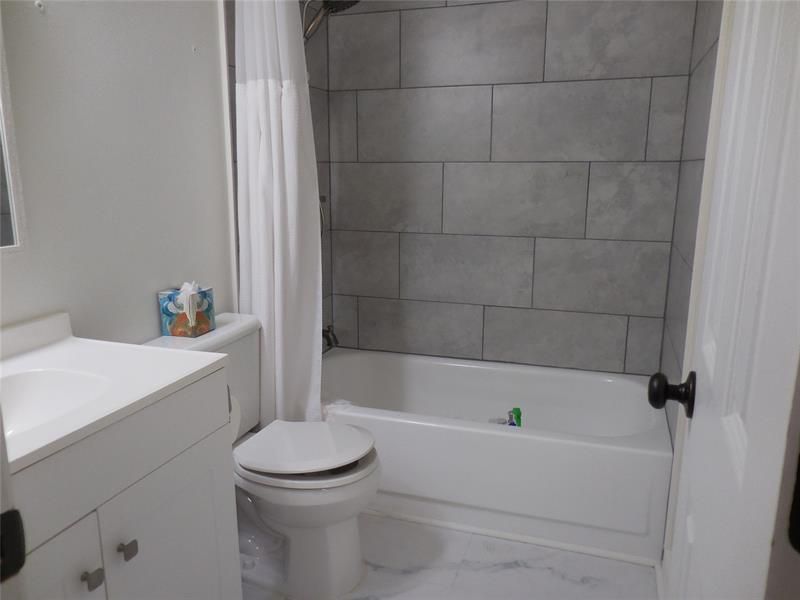 5640 SW 3rd Pl, Unit 208, Margate, FL 33068 Photo