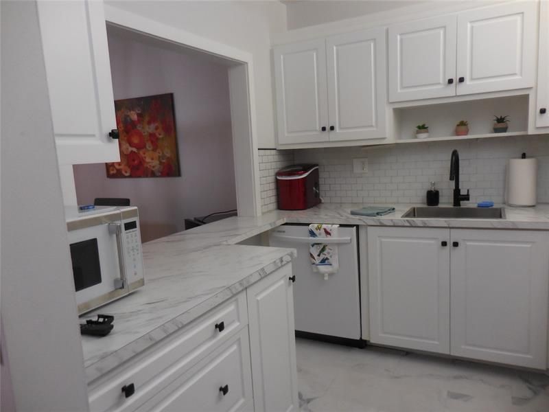 5640 SW 3rd Pl, Unit 208, Margate, FL 33068 Photo