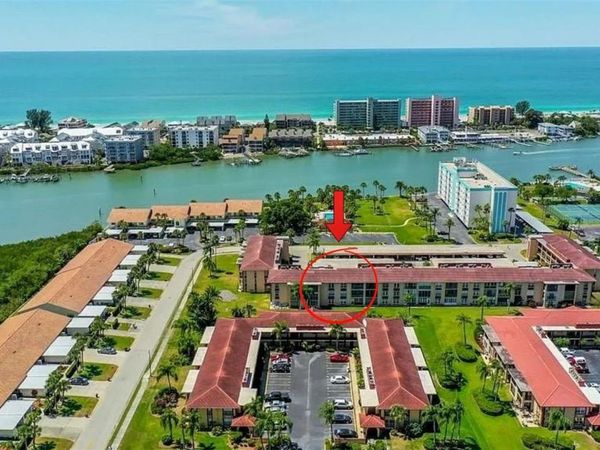 10215 REGAL DRIVE, Unit 14, LARGO, FL 33774