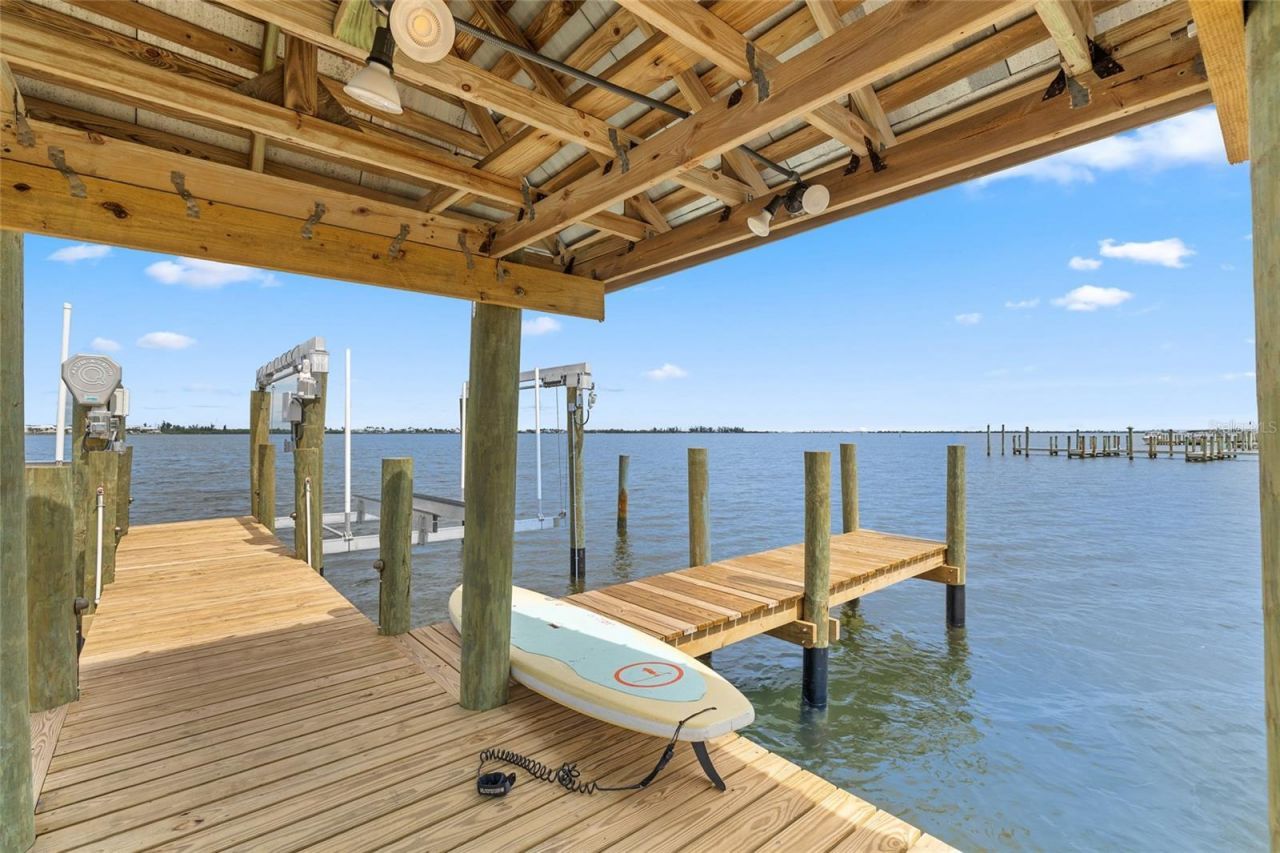 8772 Little Gasparilla Island, Placida, FL 33946 Photo