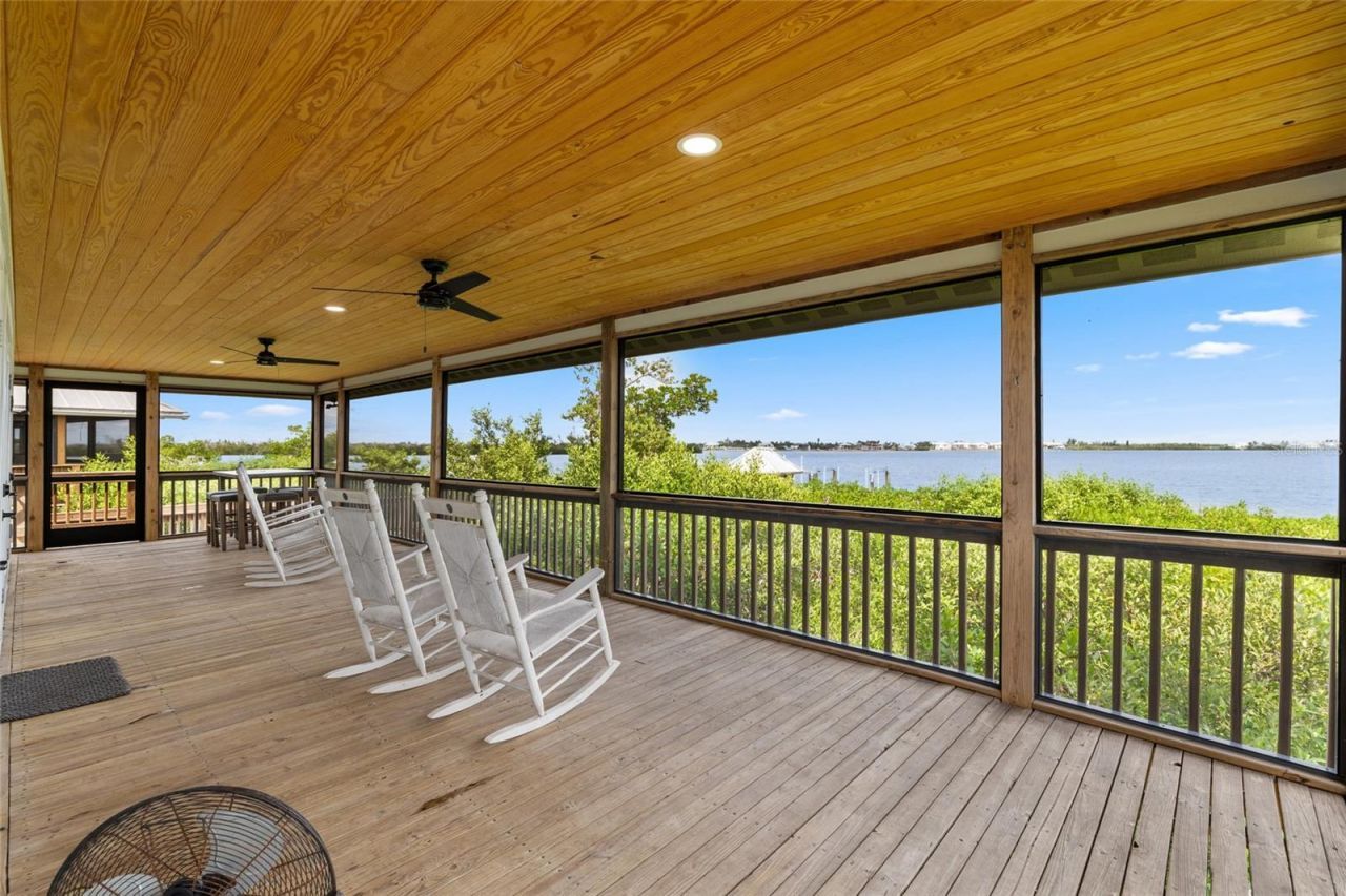8772 Little Gasparilla Island, Placida, FL 33946 Photo