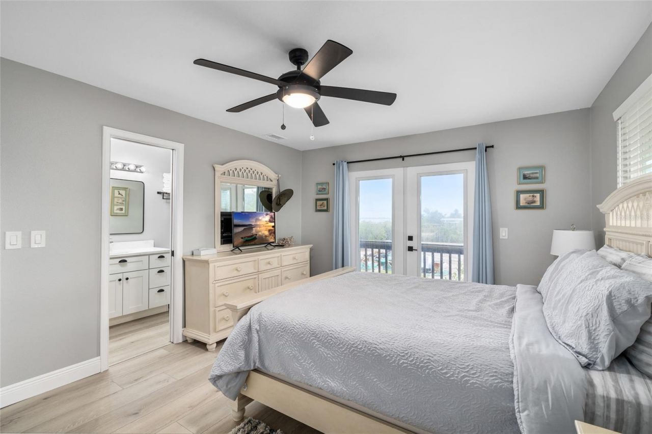 8772 Little Gasparilla Island, Placida, FL 33946 Photo