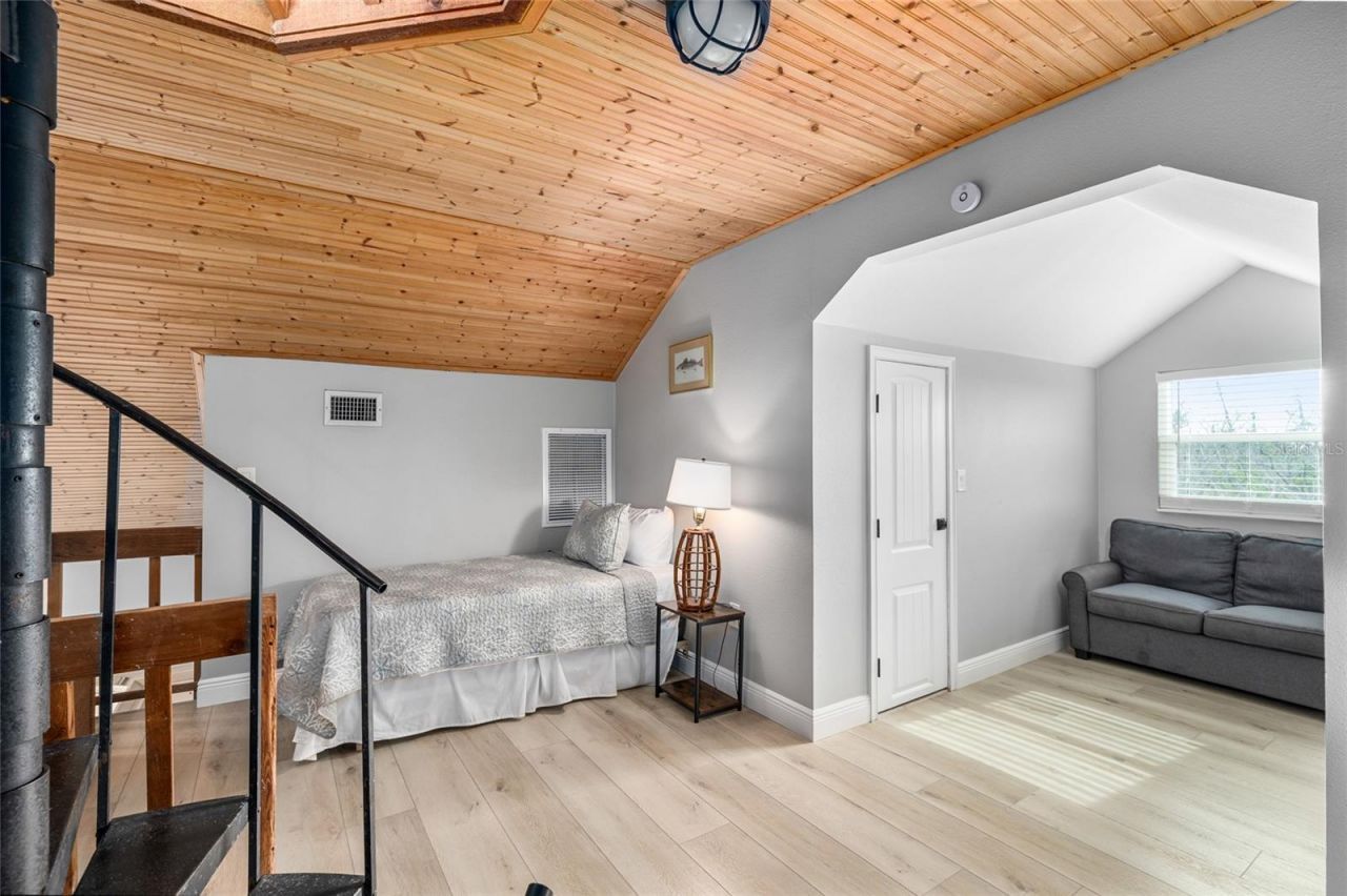 8772 Little Gasparilla Island, Placida, FL 33946 Photo