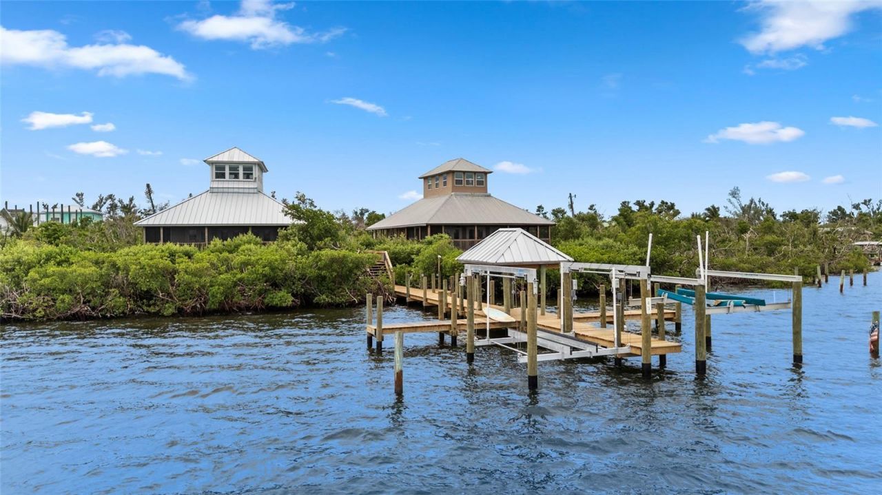 8772 Little Gasparilla Island, Placida, FL 33946 Photo