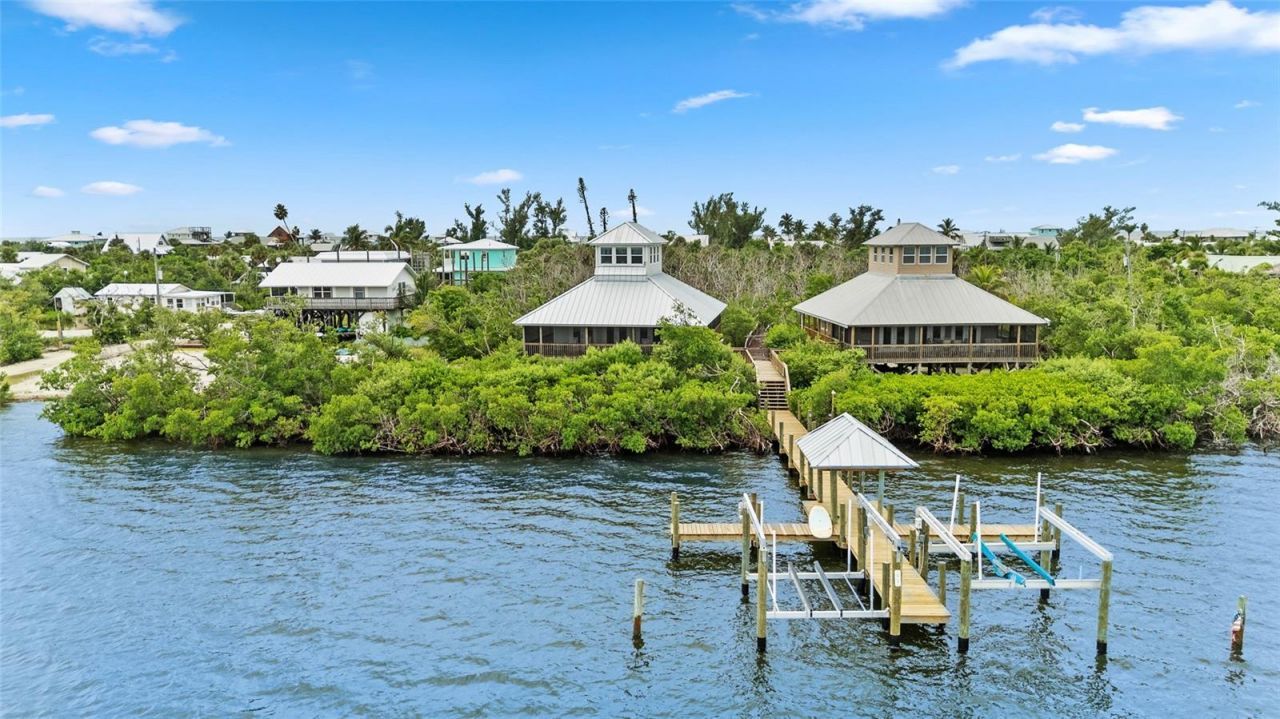 8772 Little Gasparilla Island, Placida, FL 33946 Photo