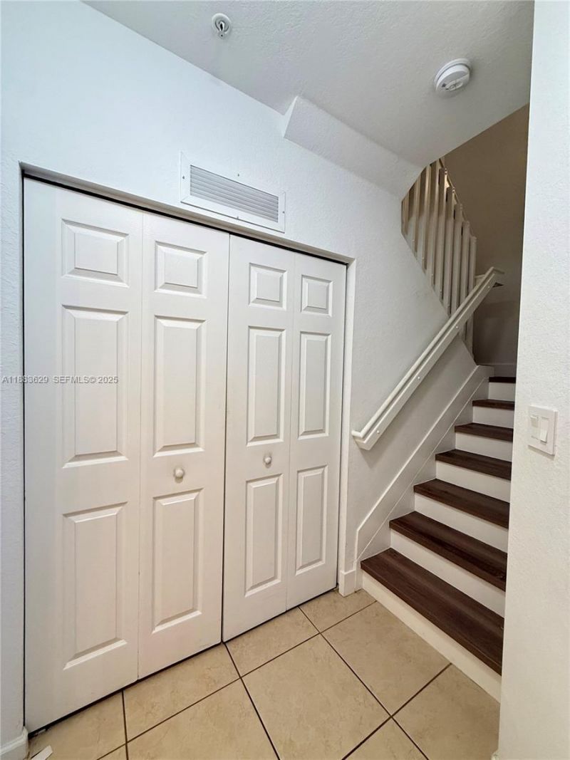 8760 NW 97th Ave, Unit 211, Doral, FL 33178 Photo