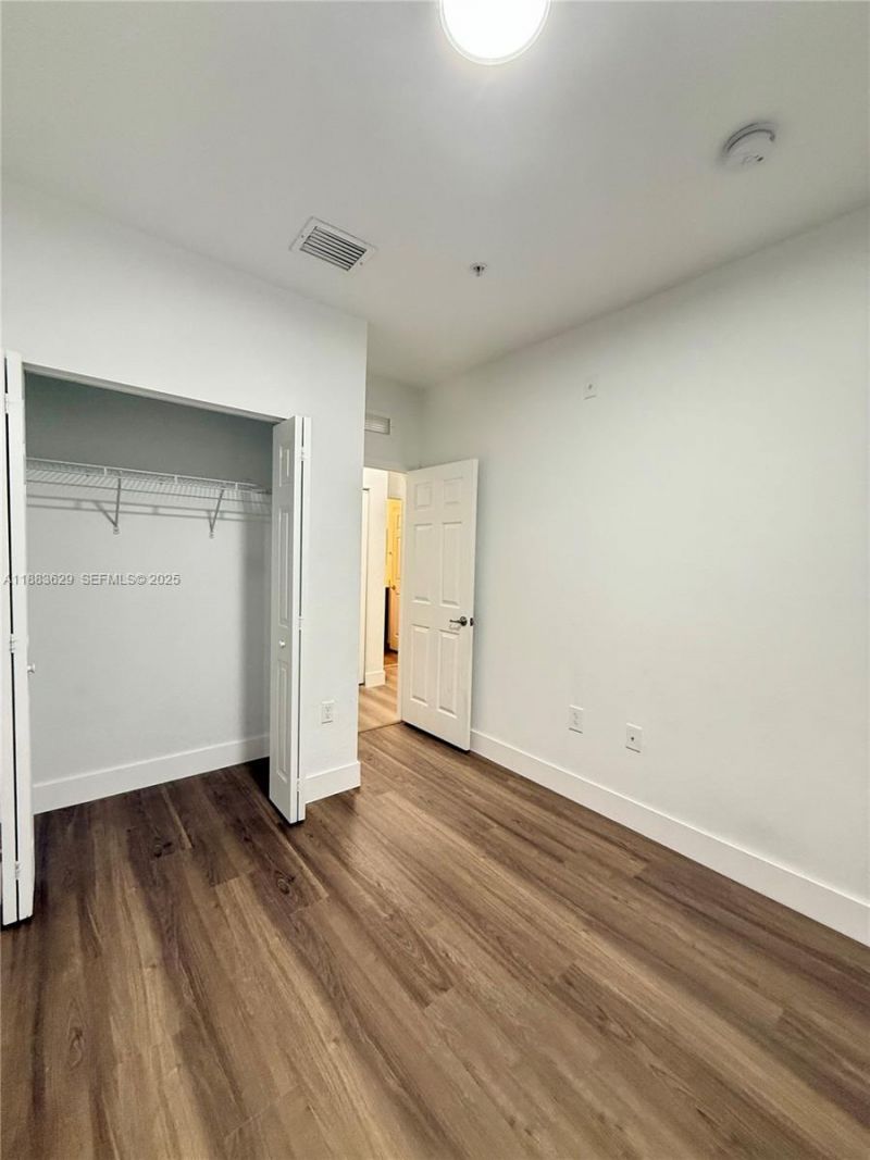 8760 NW 97th Ave, Unit 211, Doral, FL 33178 Photo