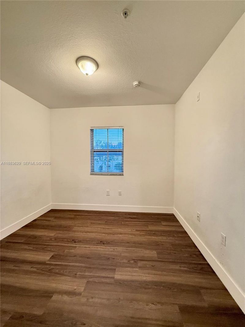 8760 NW 97th Ave, Unit 211, Doral, FL 33178 Photo