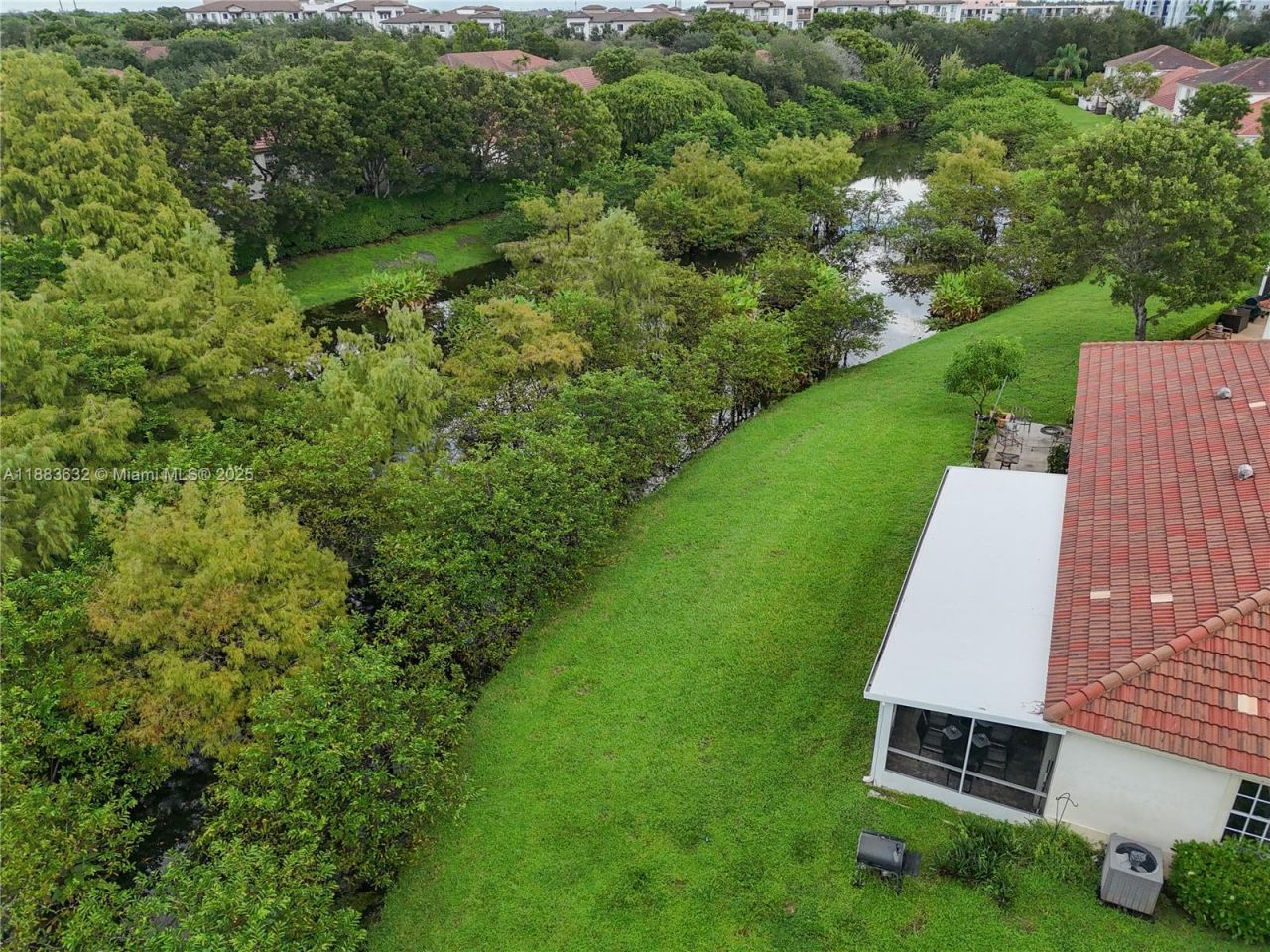 1706 NW 78th Way, Pembroke Pines, FL 33024 Photo