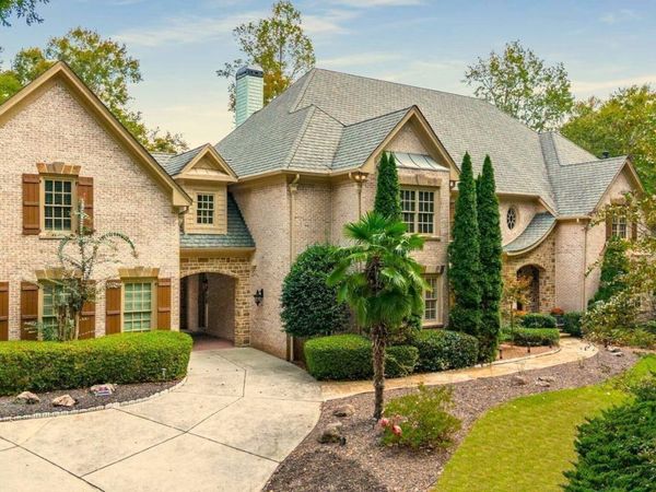 5505 Long Island Drive NW, Sandy Springs, GA 30327