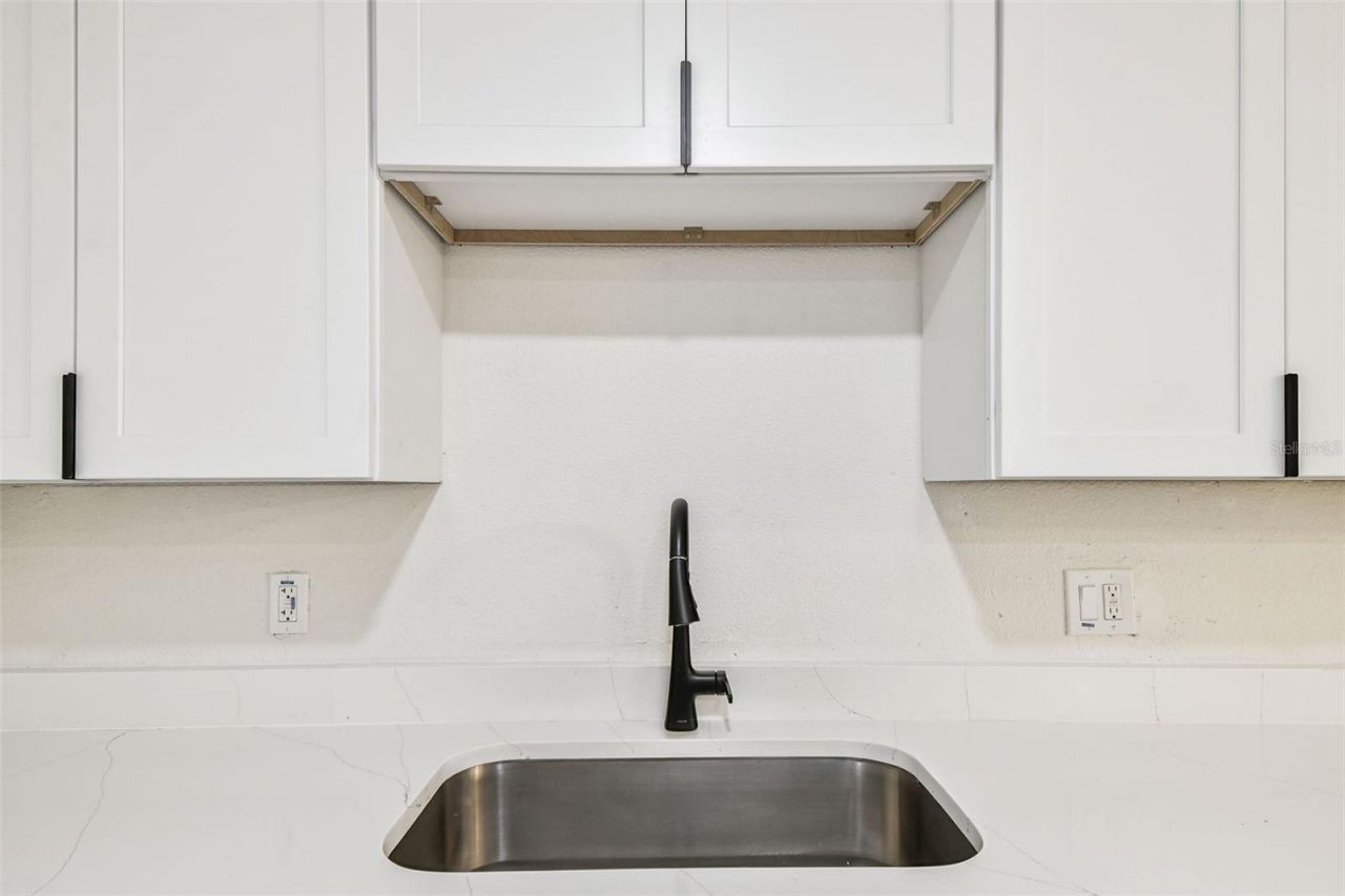 14810 N 30th Street, Lutz, FL 33559 Photo