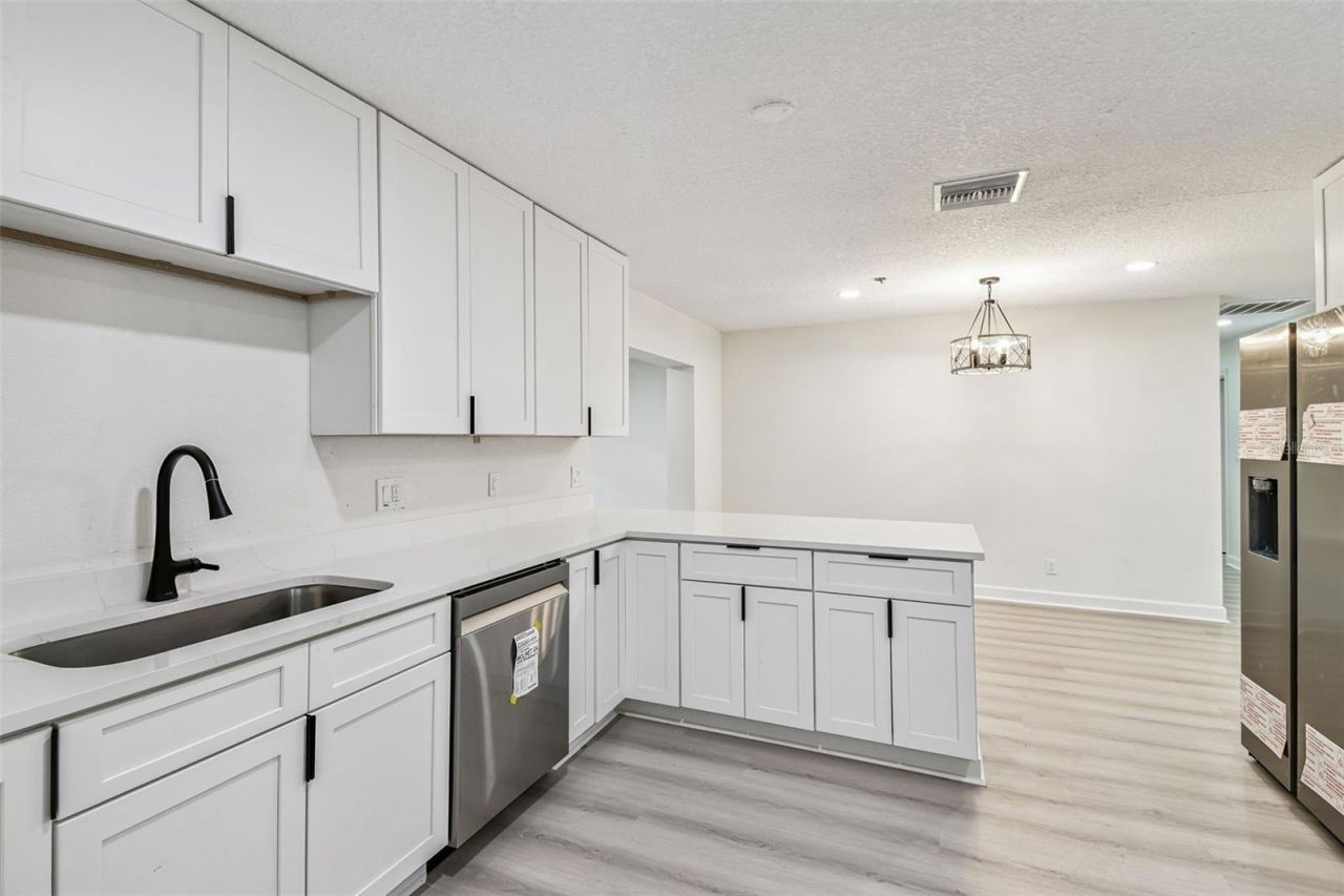 14810 N 30th Street, Lutz, FL 33559 Photo